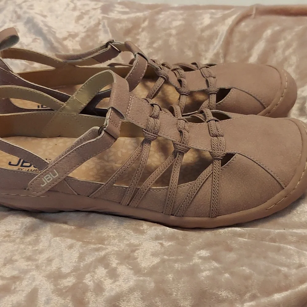 Women's shoes - Picture 6 of 6